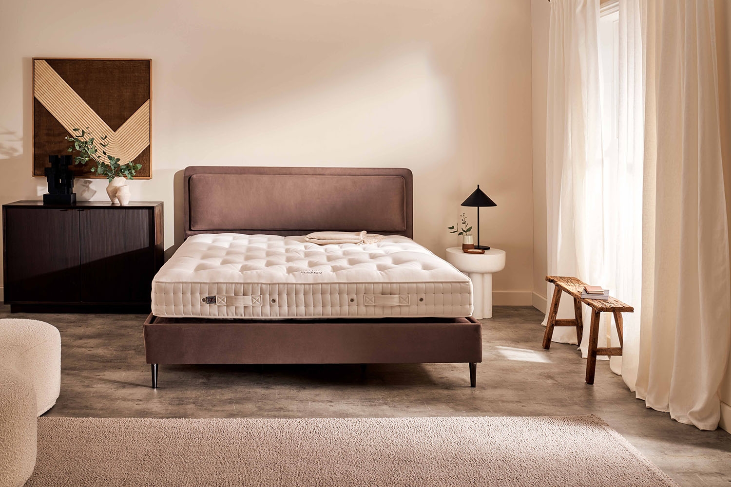 Vispring Limited Edition Charlotte Sprung Divan System Bed Frame Set ...