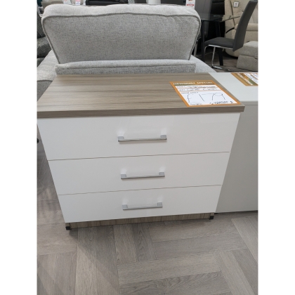 Calgary 3 Drawer Chest With Upgraded Metal Drawers