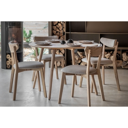 Gallery Direct Hatfield Natural Oak 110cm Round Dining Table