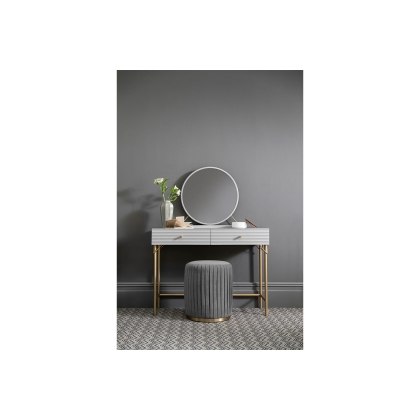 CLEARANCE - Ava Painted Mahogany Round Mirror CLEARANCE - Ava Painted Mahogany Round Mirror