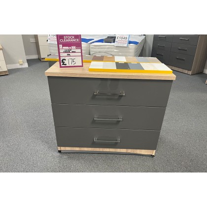 Ex-Display Redruth - Catania 3 Drawer Chest Grey Ex-Display Redruth - Catania 3 Drawer Chest Grey