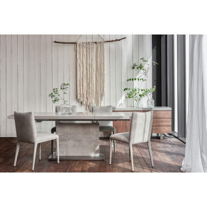 Jordan Industrial Extending 160-220cm Dining Table