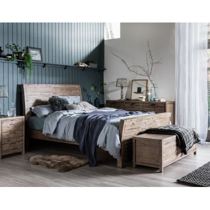 Tuscan Springs Reclaimed Wood Blanket Box Tuscan Springs Reclaimed Wood Blanket Box