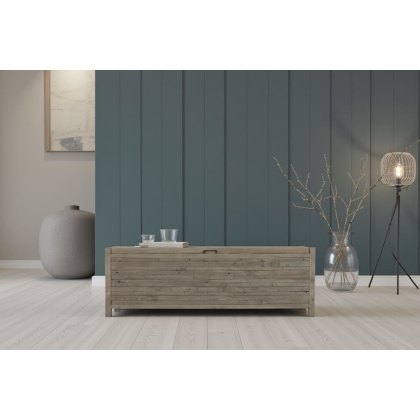 Tuscan Springs Reclaimed Wood Blanket Box Tuscan Springs Reclaimed Wood Blanket Box