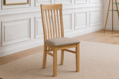 Devon 100% Solid Oak Extending Dining Table & 4 Slatted Back Chairs Devon 100% Solid Oak Extending Dining Table & 4 Slatted Back Chairs