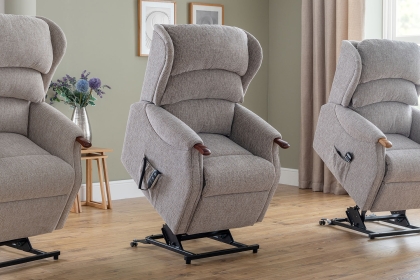 Weston Standard Cloud Zero Riser Recliner Chair Weston Standard Cloud Zero Riser Recliner Chair