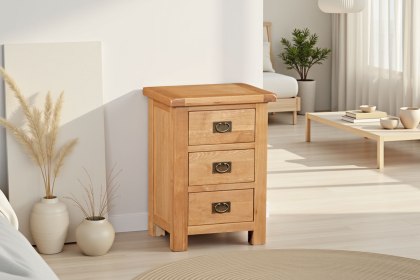 Salisbury Waxed Premium Oak Wide Bedside Table Salisbury Waxed Premium Oak Wide Bedside Table