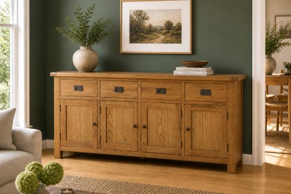 Salisbury Waxed Premium Oak Extra Large Sideboard Salisbury Waxed Premium Oak Extra Large Sideboard