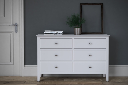 Hampstead Painted White 6 Drawers Chest Of Drawers Hampstead Painted White 6 Drawers Chest Of Drawers