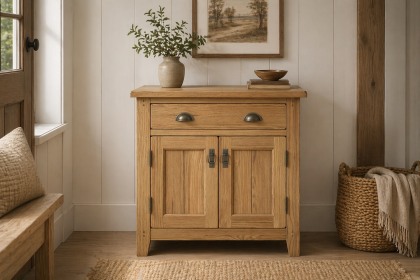 Burford Country Oak Hallway Cupboard Burford Country Oak Hallway Cupboard