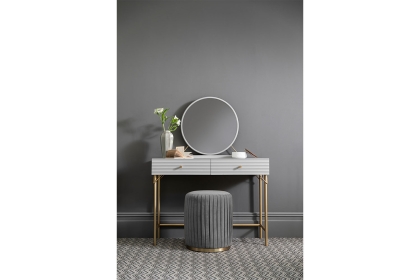 CLEARANCE - Ava Painted Mahogany Round Mirror CLEARANCE - Ava Painted Mahogany Round Mirror