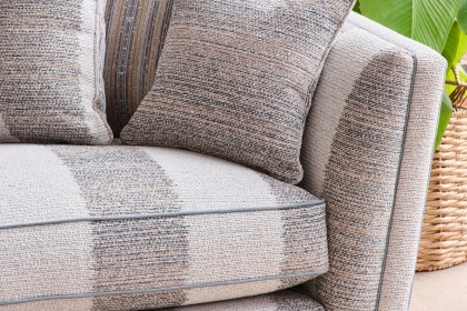 Parker Knoll Harlow Snuggler Chair Parker Knoll Harlow Snuggler Chair