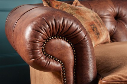 Tetrad Heritage Kensington Small Chesterfield Sofa Tetrad Heritage Kensington Small Chesterfield Sofa