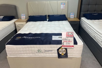 Ex-Display Redruth - Sleepeezee Wool Lux 2800 King Size Divan Bed Ex-Display Redruth - Sleepeezee Wool Lux 2800 King Size Divan Bed