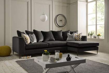 London Large Pillow Back Chaise Sofa London Large Pillow Back Chaise Sofa