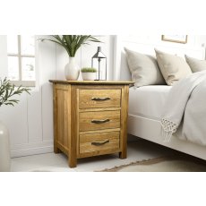 Moda Solid Oak 3 Drawer Bedside Table Moda Solid Oak 3 Drawer Bedside Table