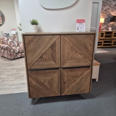 Syracuse Highboard