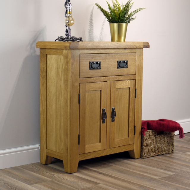 Winchester on sale oak sideboard