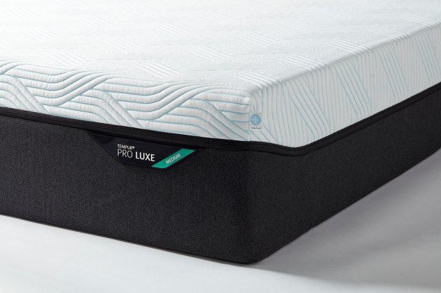 TEMPUR® Pro Luxe SmartCool Medium Mattress TEMPUR® Pro Luxe SmartCool Medium Mattress