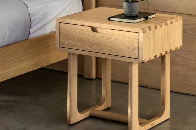 Gallery Direct Craft Natural Oak 1 Drawer Bedside Table Gallery Direct Craft Natural Oak 1 Drawer Bedside Table
