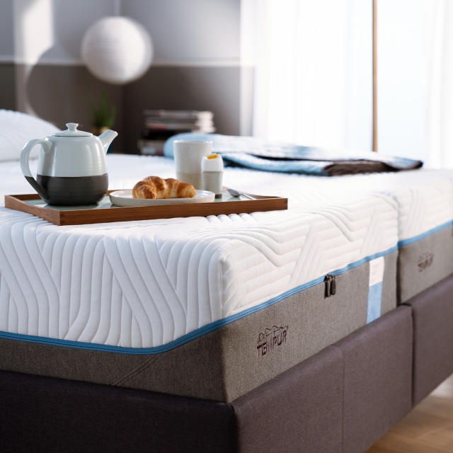 Tempur pedic cloud mattress shop king