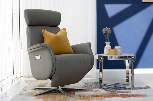 Swivel for store recliner chair