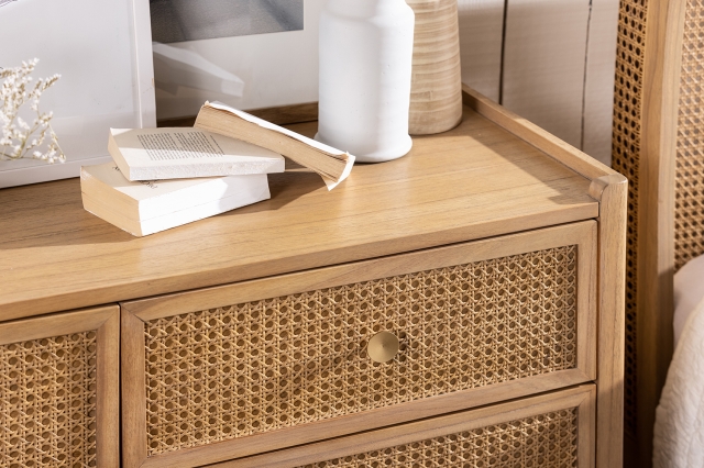 Chest of drawers as dressing clearance table